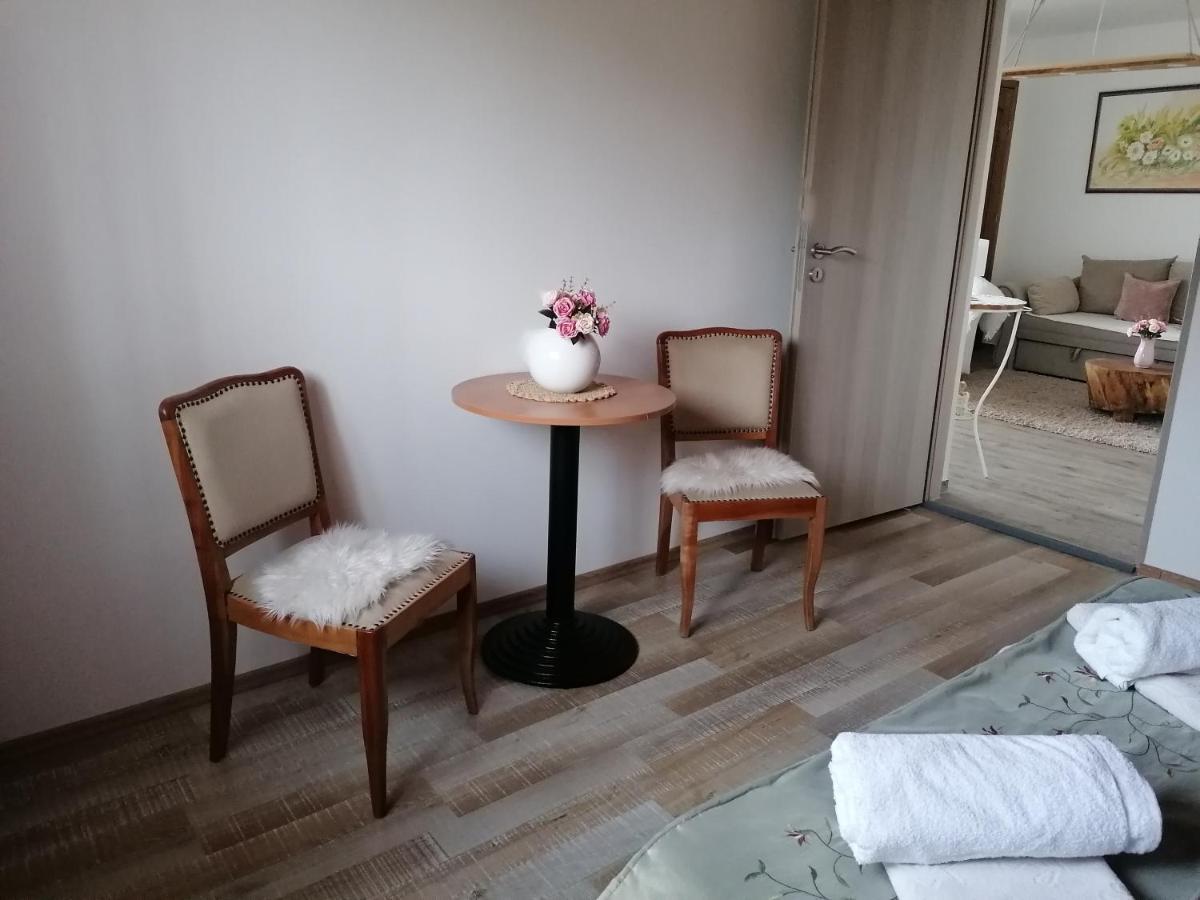 Marianna Apartman Дьєнешдіаш Екстер'єр фото